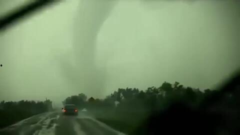 十大龙卷风视频